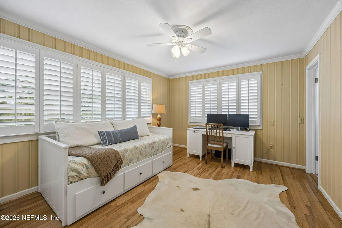 Photo of 4737 EXETER Lane