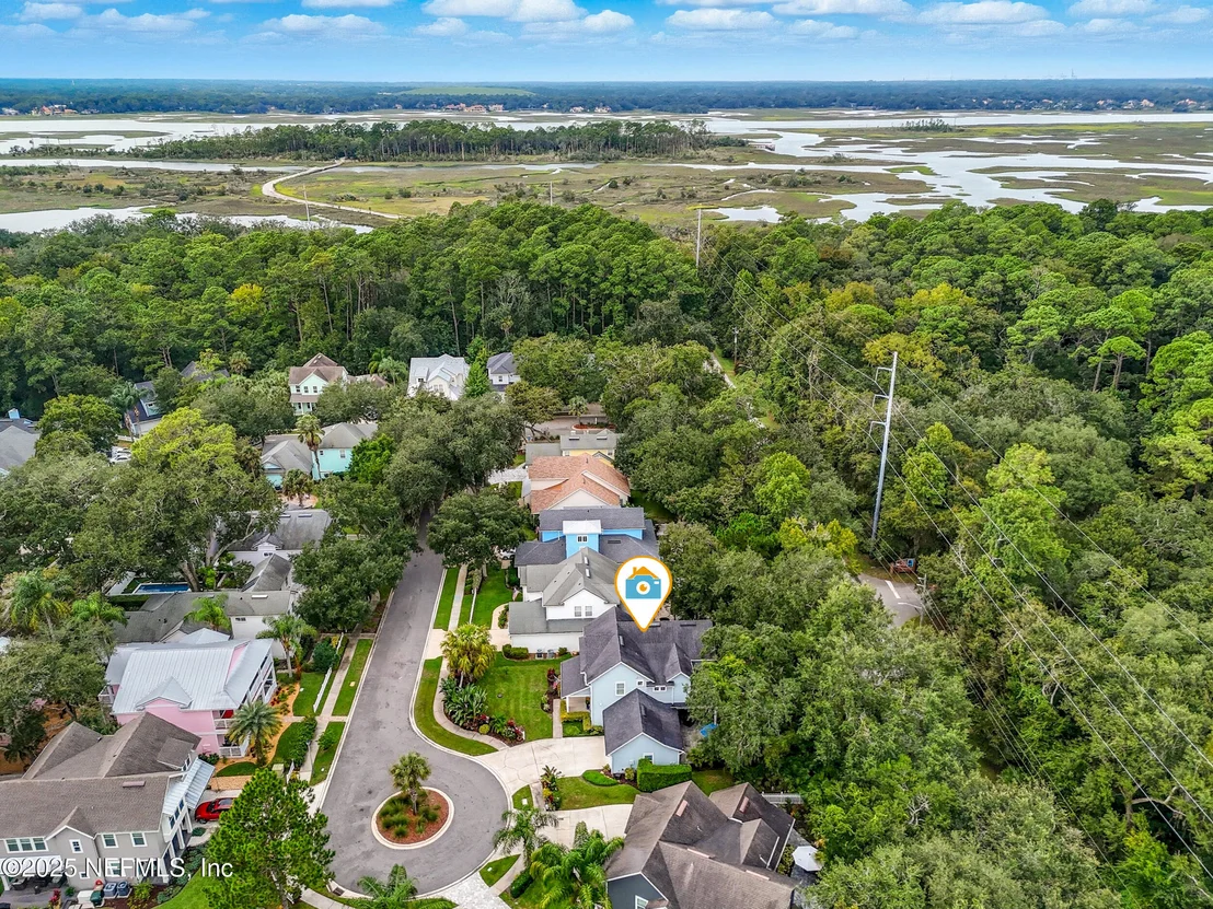 Photo of 951 PARADISE Circle