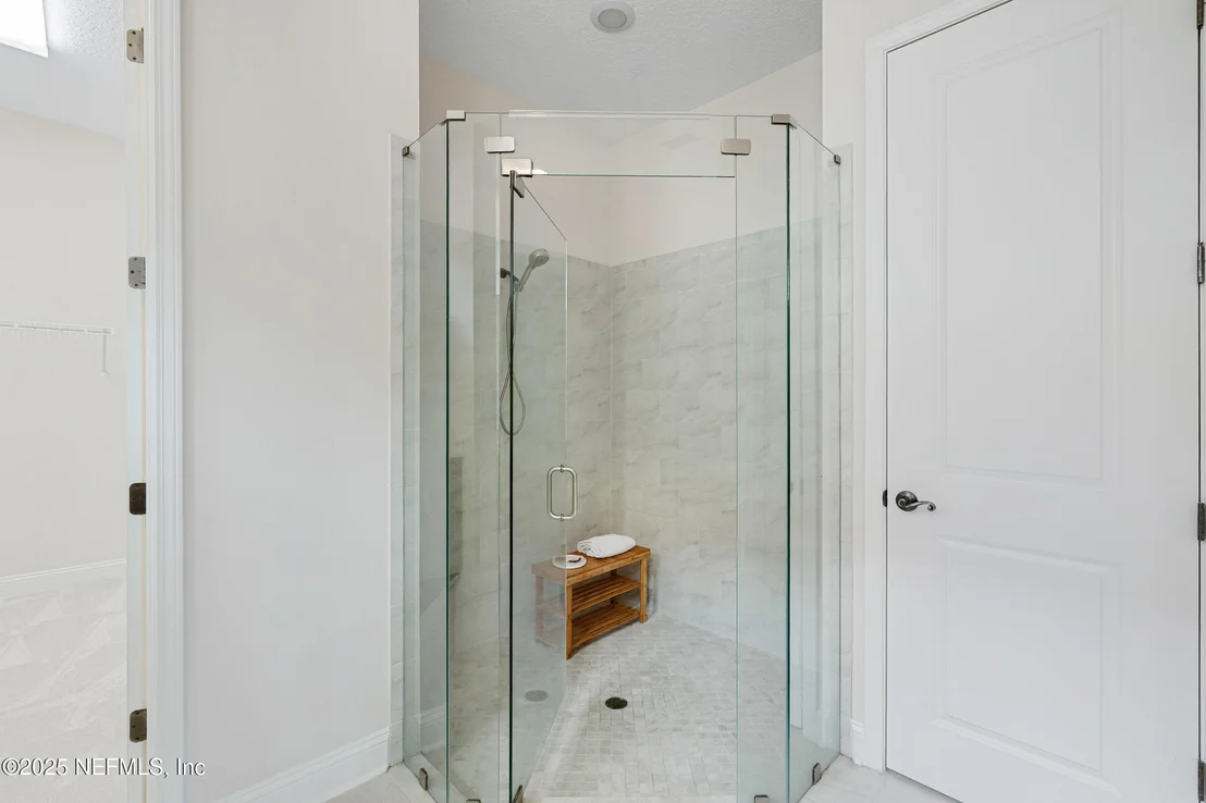 Photo of 41 RIALTO Drive