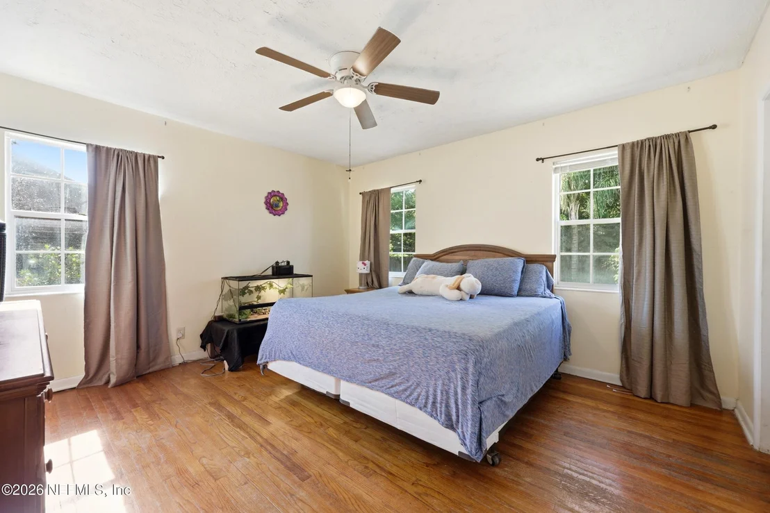 Photo of 5528 EDMAR Road