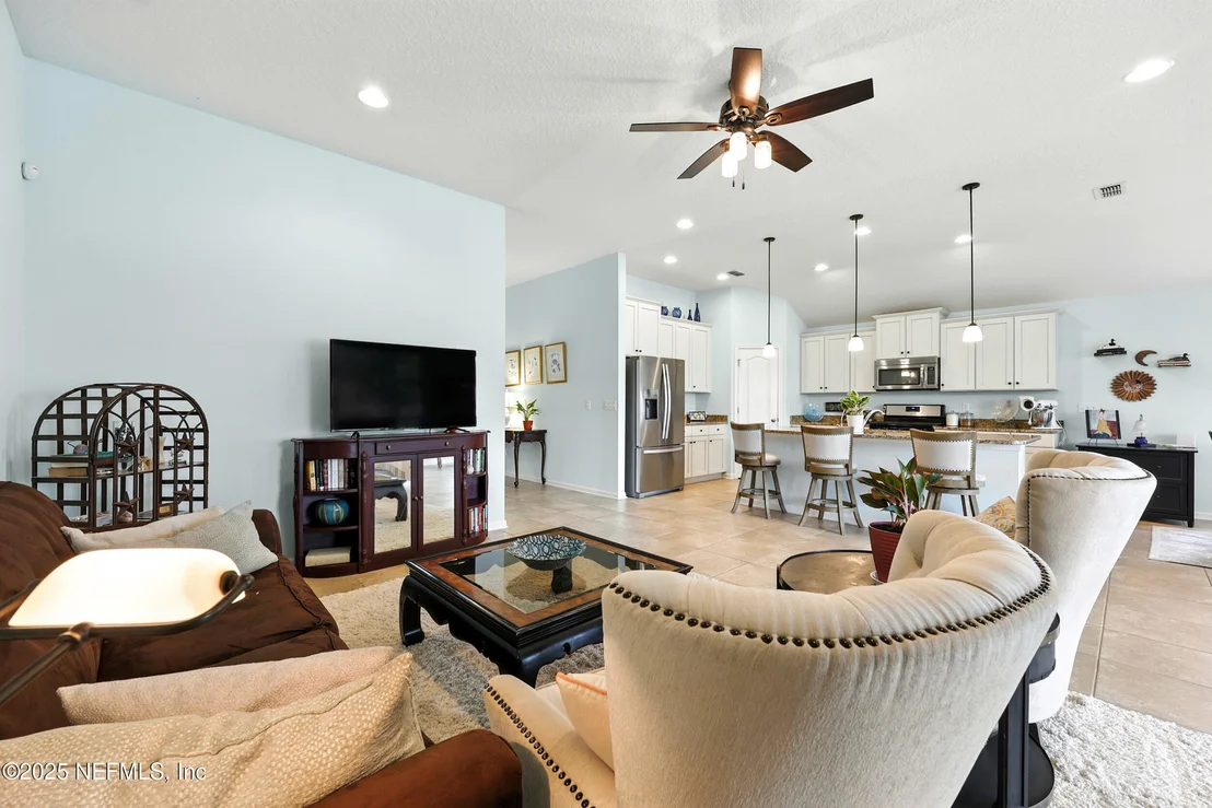 Photo of 329 SHETLAND Drive
