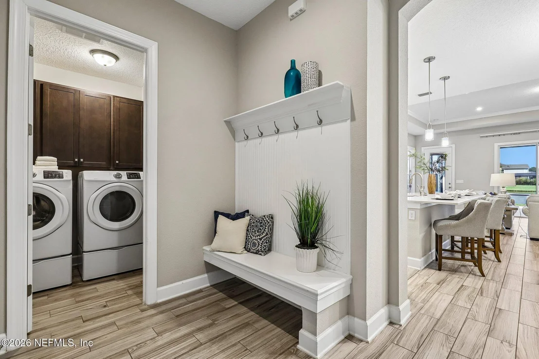 Photo of 114 GLENNEYRE Circle