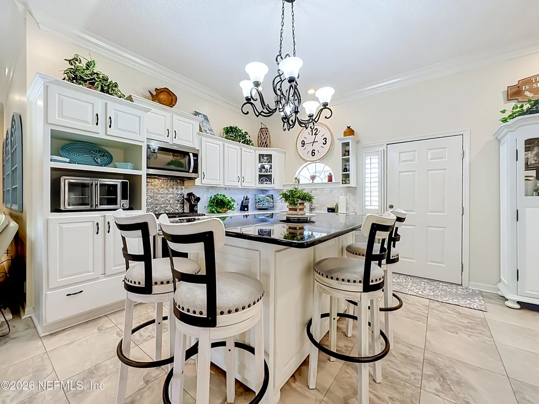 Photo of 129 RIVER Road