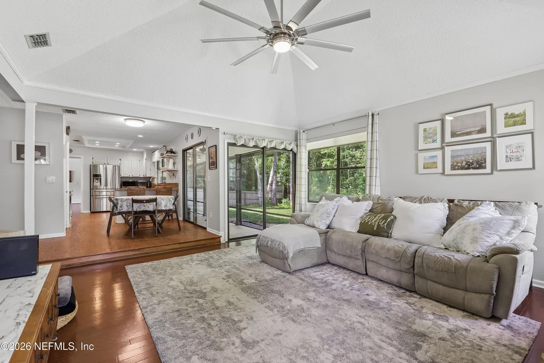 Photo of 9084 ARUNDEL Way
