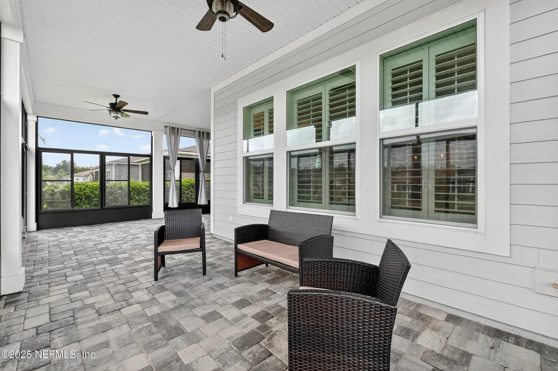 Photo of 243 PINELLAS Way