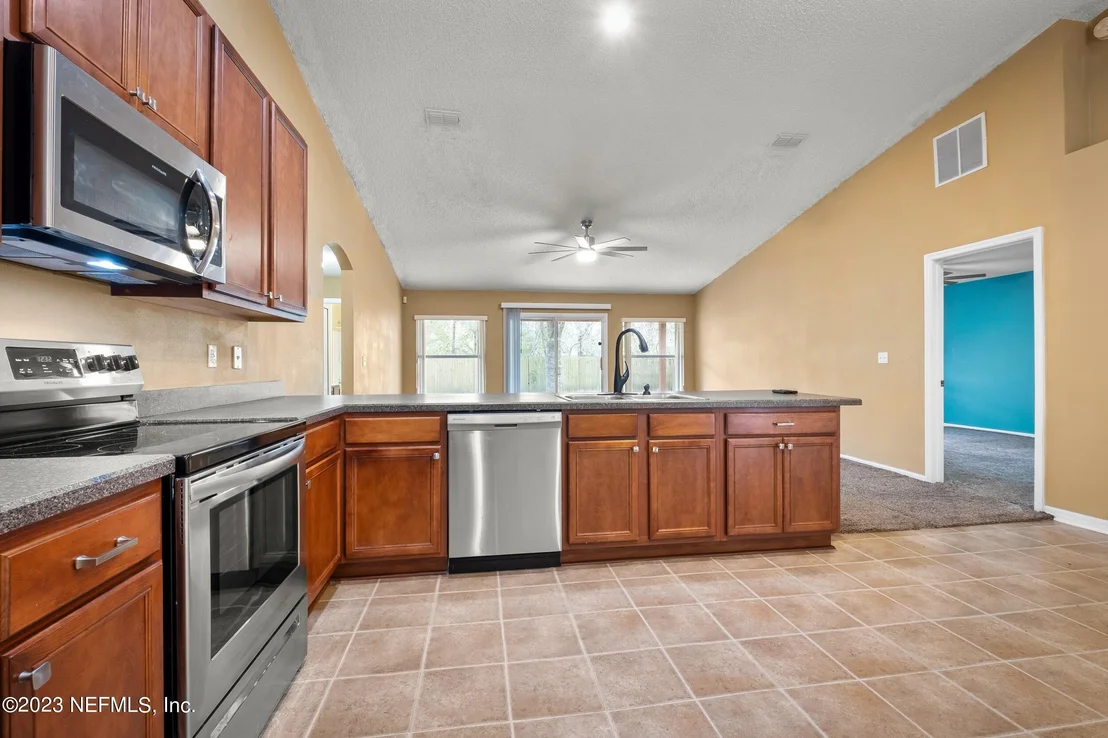 Photo of 11030 ARROWBROOK Lane