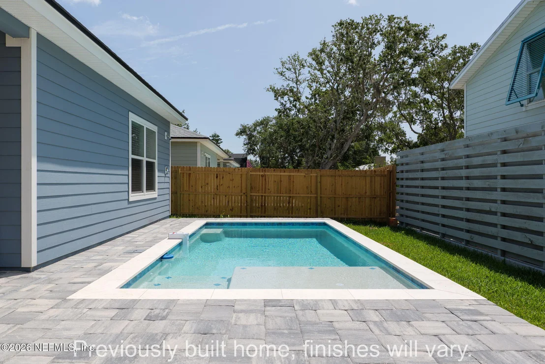 Photo of 303 TWELVTH Street