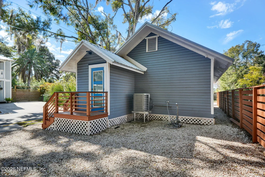 Photo of 83 WEEDEN Street