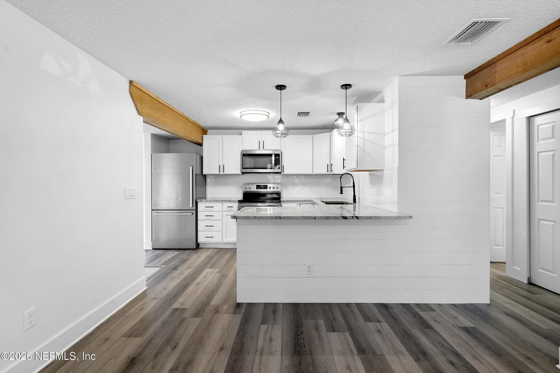 Photo of 72 DELTONA Boulevard
