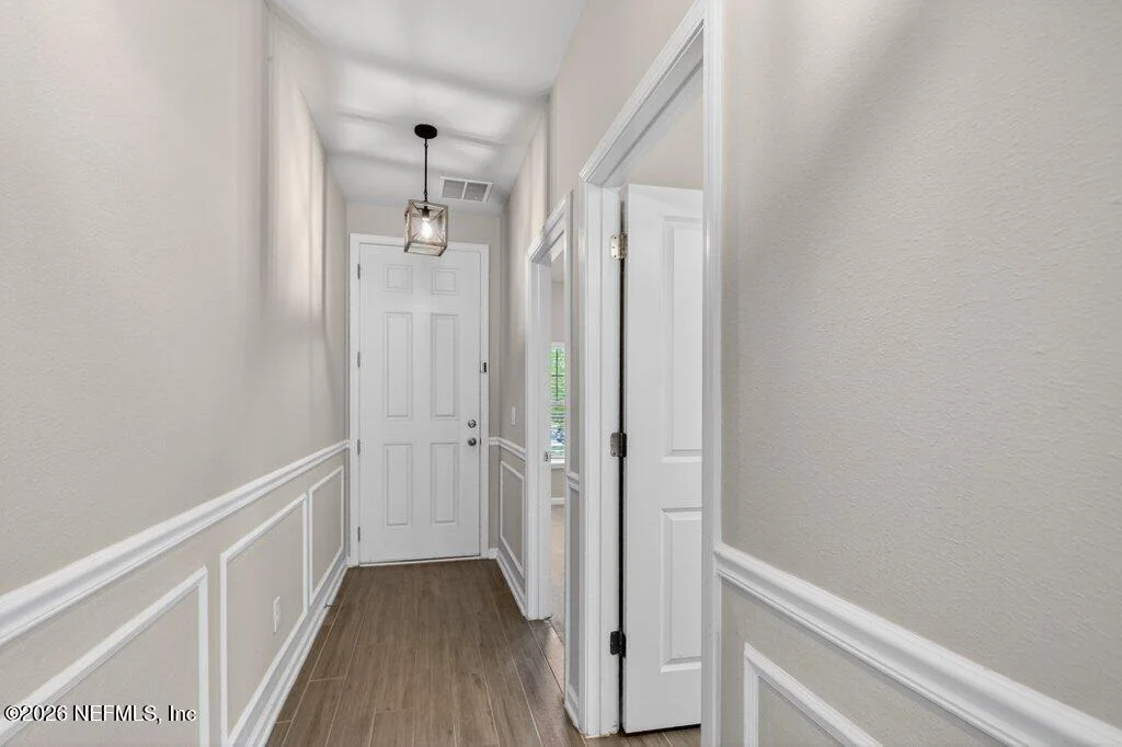 Photo of 21 YARDLEY Court