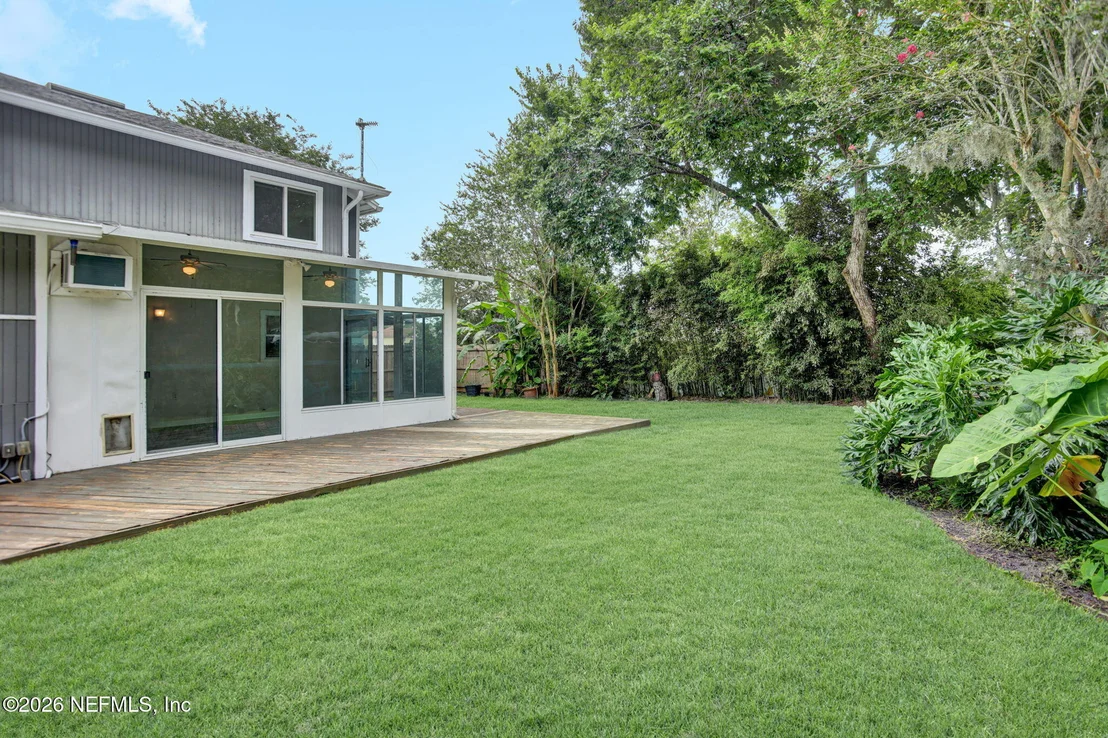 Photo of 2178 AZTEC Drive W