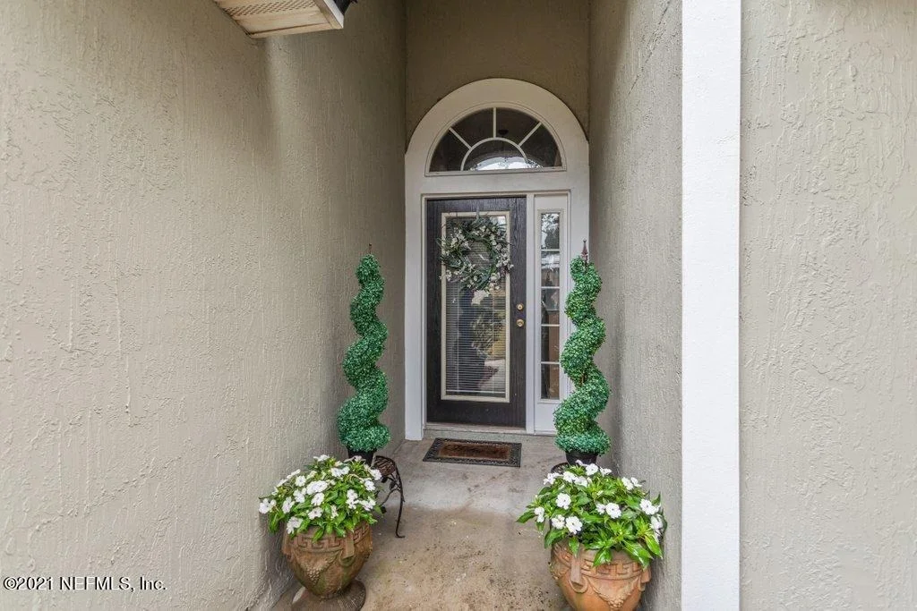 Photo of 581 LONGMILL Lane