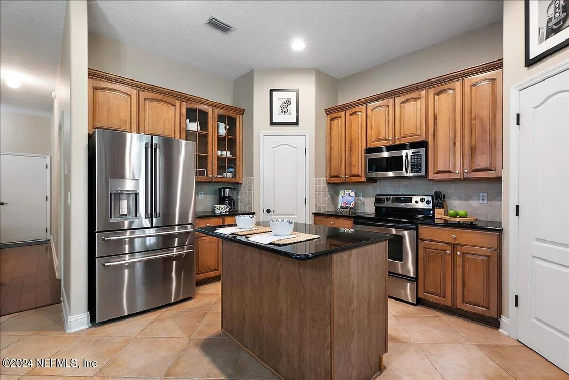 Photo of 13779 WEEPING WILLOW Way