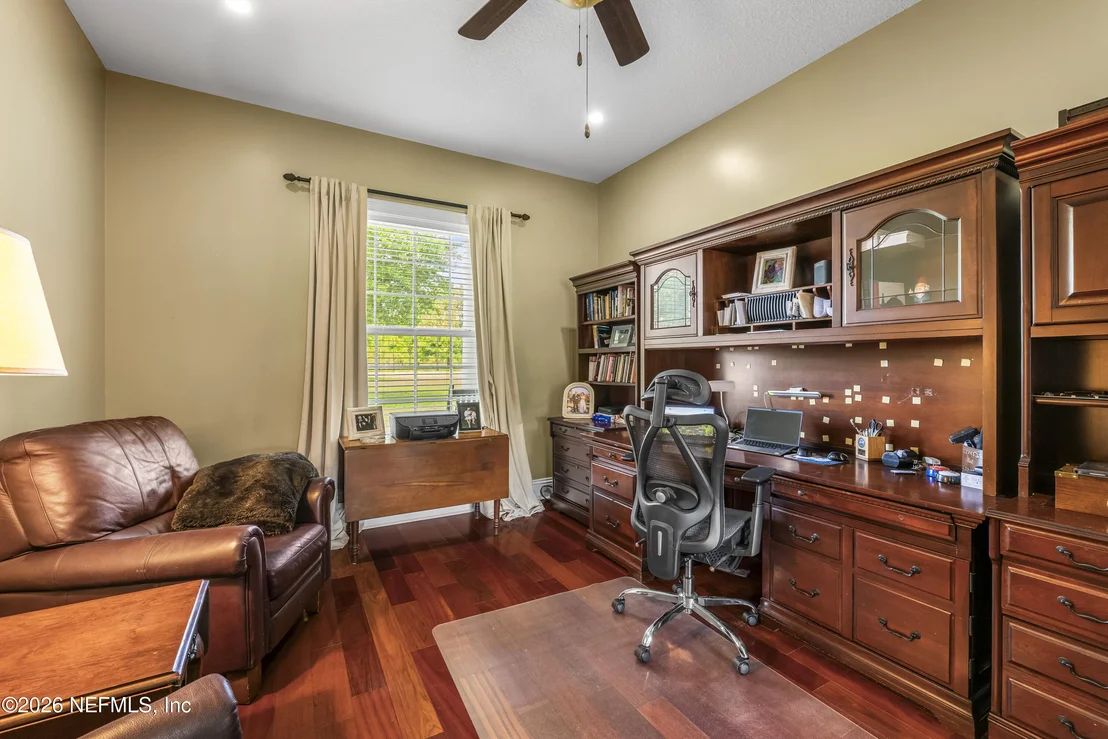 Photo of 27247 HALLMAN Road
