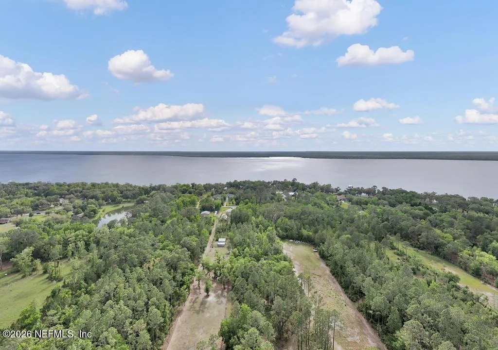 Photo of 124 RIVER PLANTATION Road N