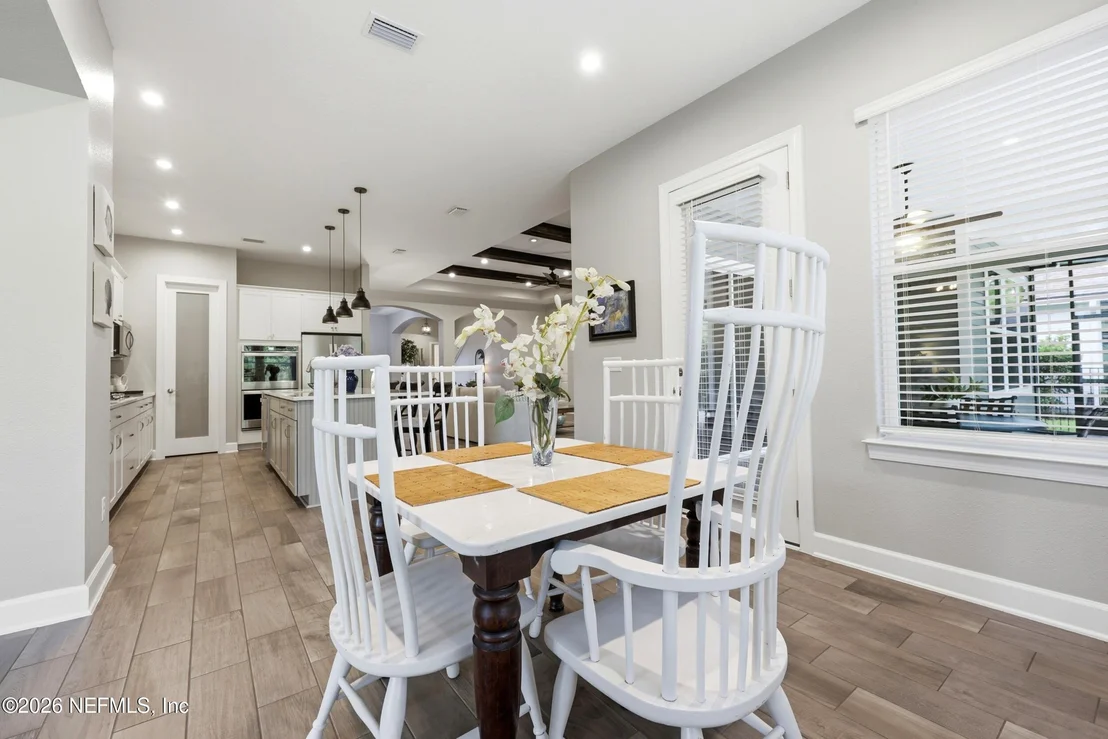 Photo of 359 GLENNEYRE Circle