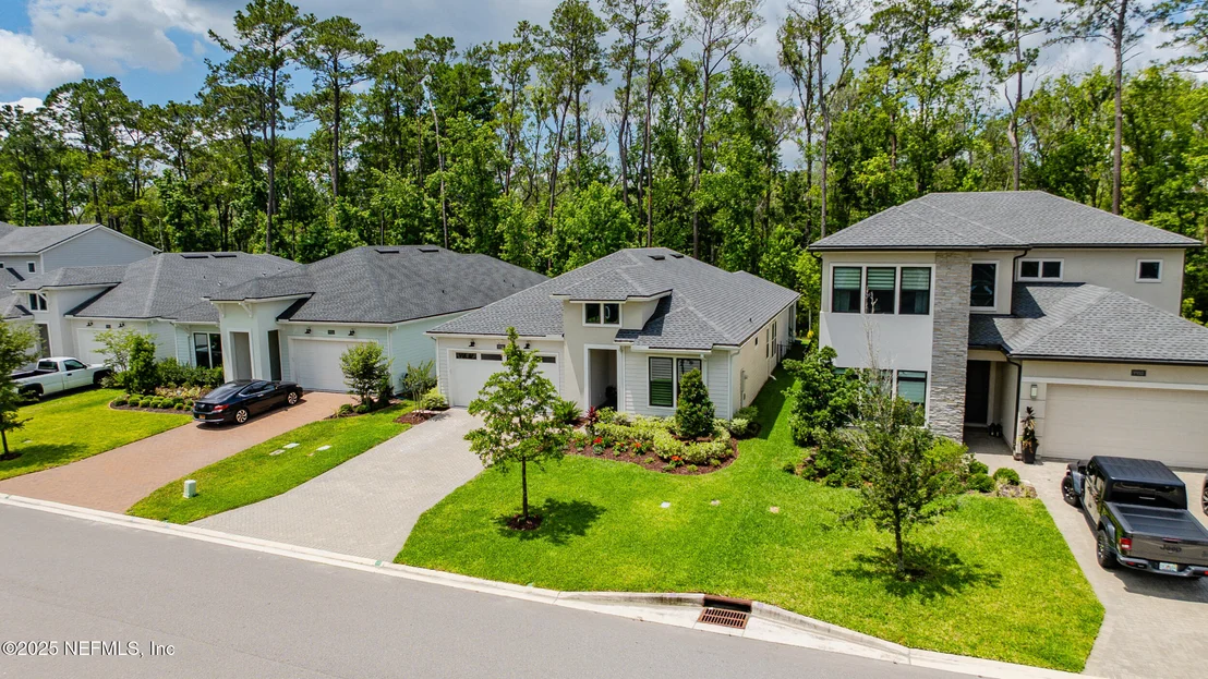 Photo of 9918 FILAMENT Boulevard