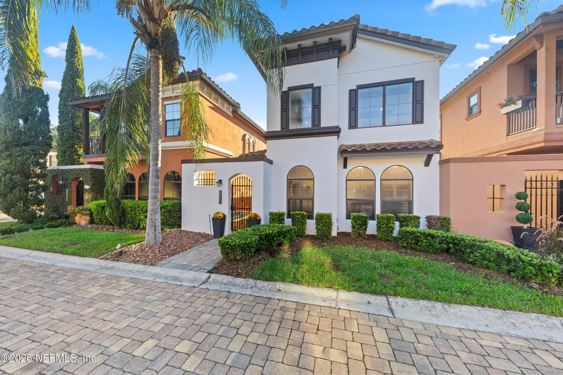 Photo of 8861 LA TERRAZZA Place