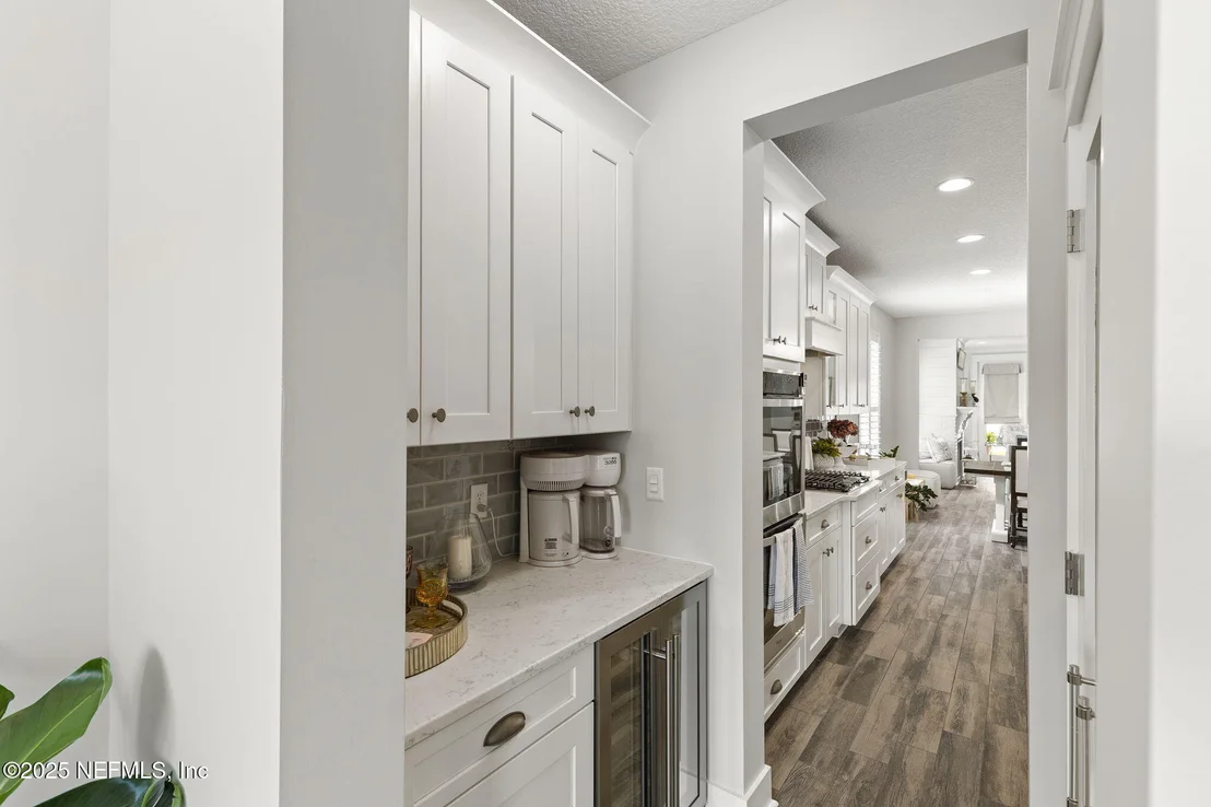 Photo of 178 EDISTO Place