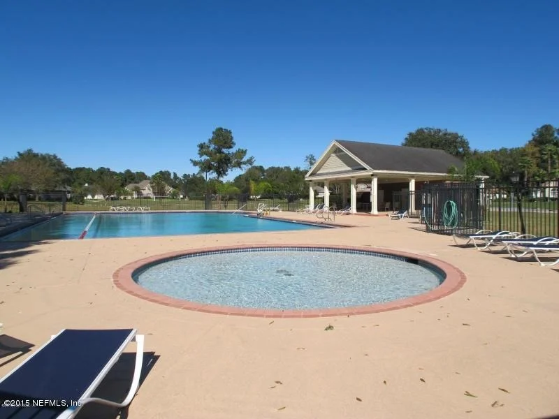 Photo of 533 OAKMONT Drive