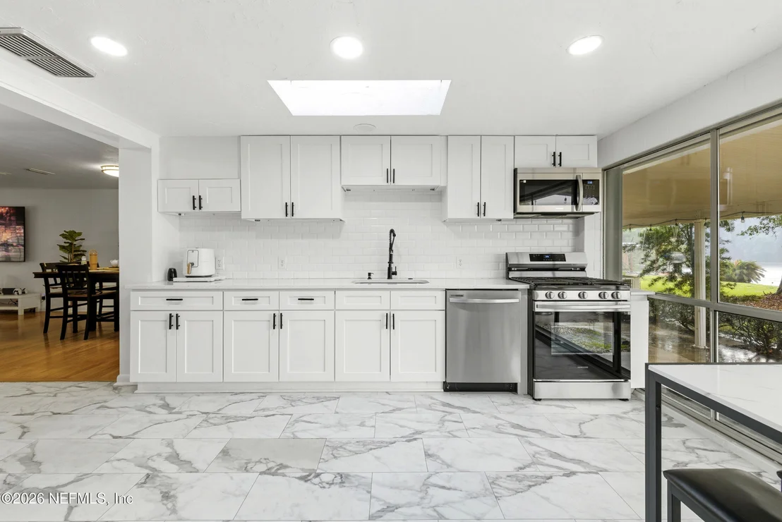 Photo of 7484 SPINOLA Road