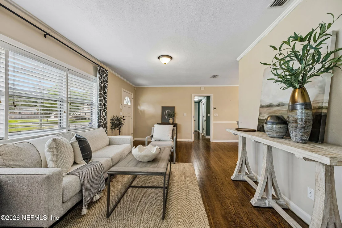 Photo of 5448 DIAZ Place