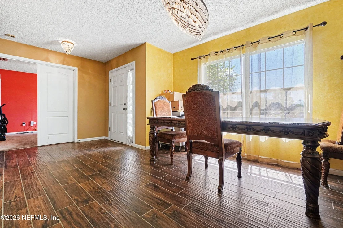 Photo of 6525 SILK LEAF Lane