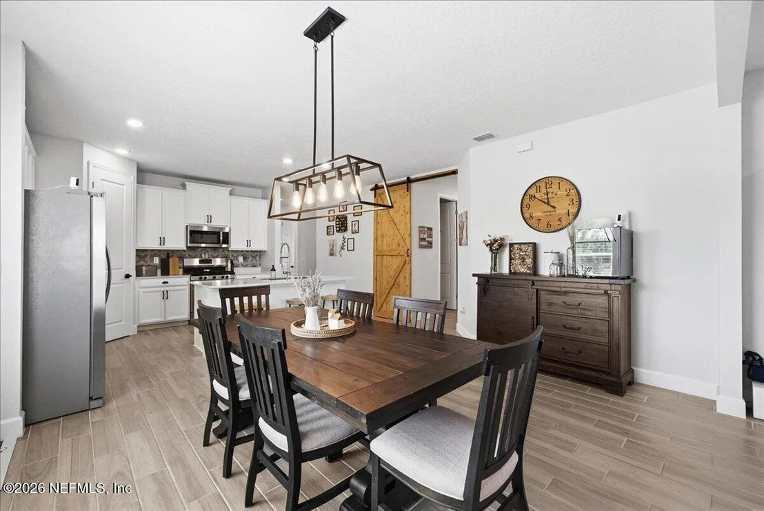 Photo of 40 RIDGEWIND Drive