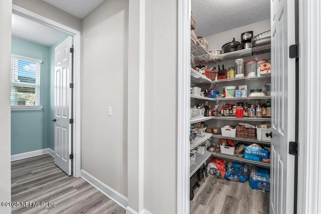 Photo of 1917 AMBERLY Drive