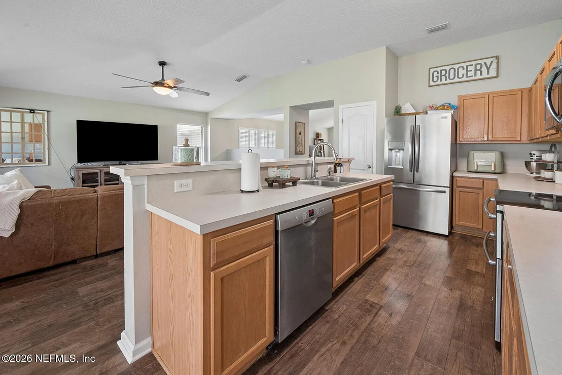 Photo of 76097 TIDEVIEW Lane