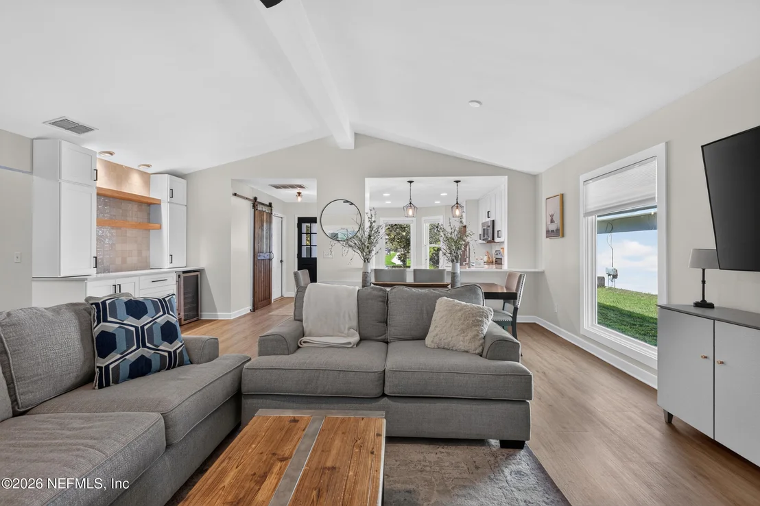 Photo of 12151 SUNCHASE Drive