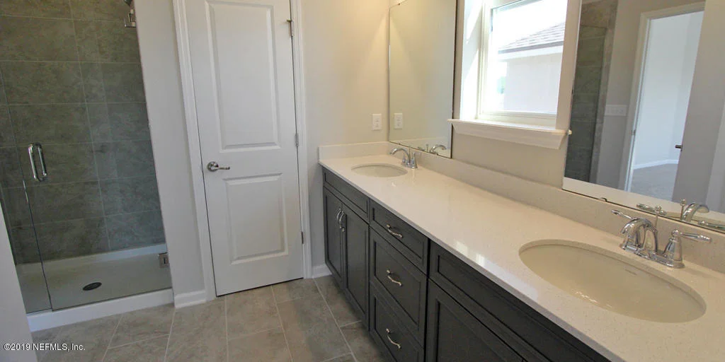 Photo of 206 BROADLEAF Lane