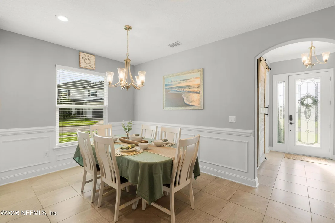 Photo of 18 TARBERT Lane