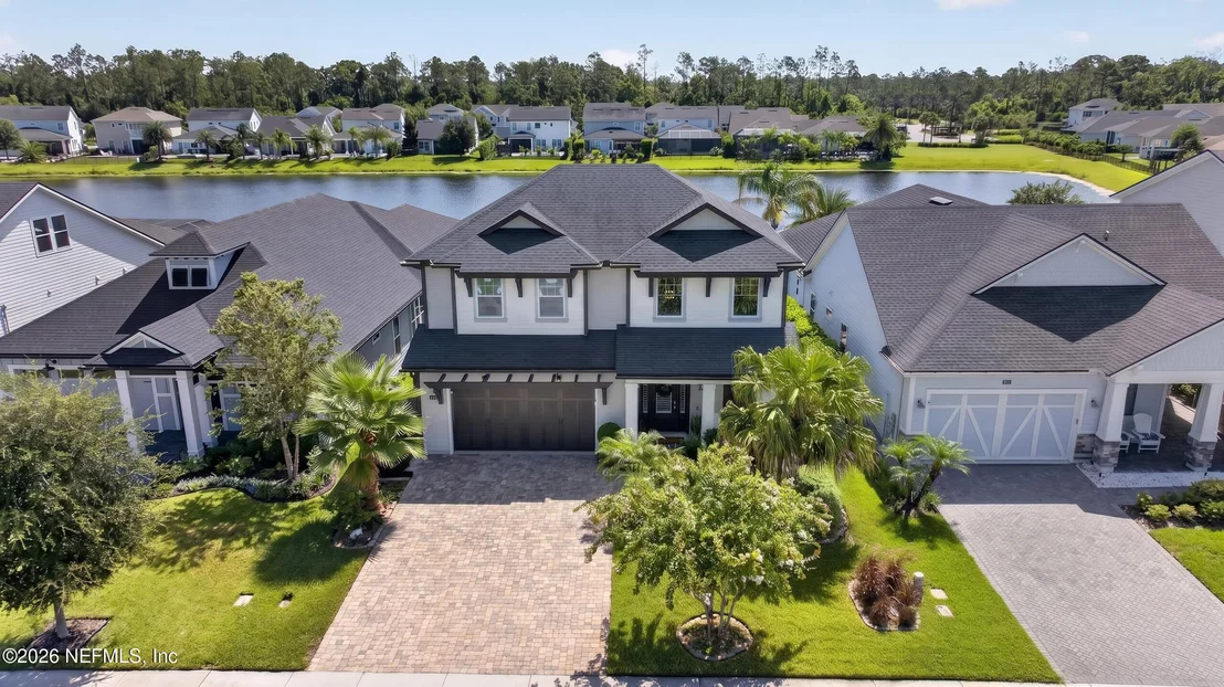 Photo of 381 PARKBLUFF Circle