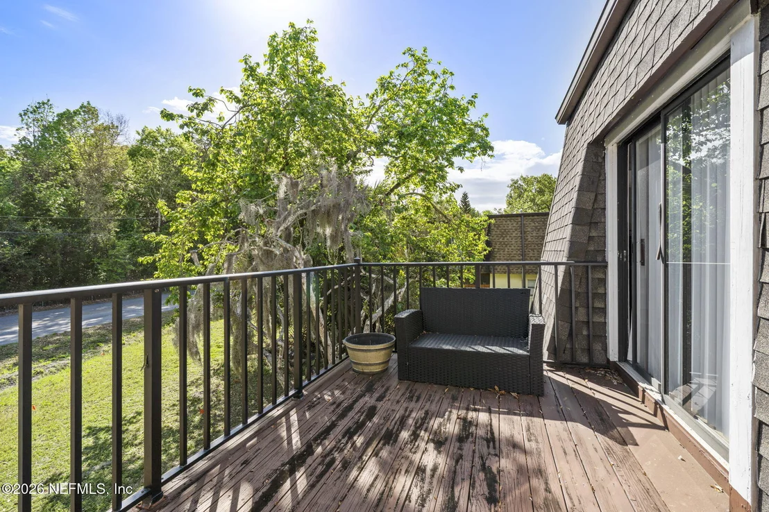 Photo of 69 SPRINGWOOD Square