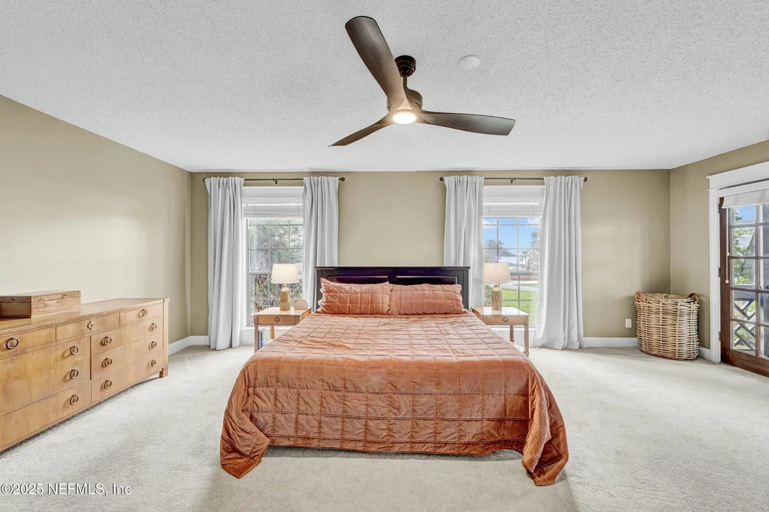Photo of 4944 MARINERS POINT Drive