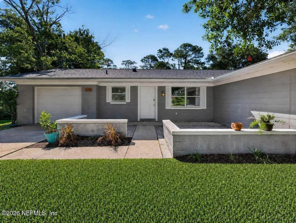 Photo of 474 CASUARINA Circle