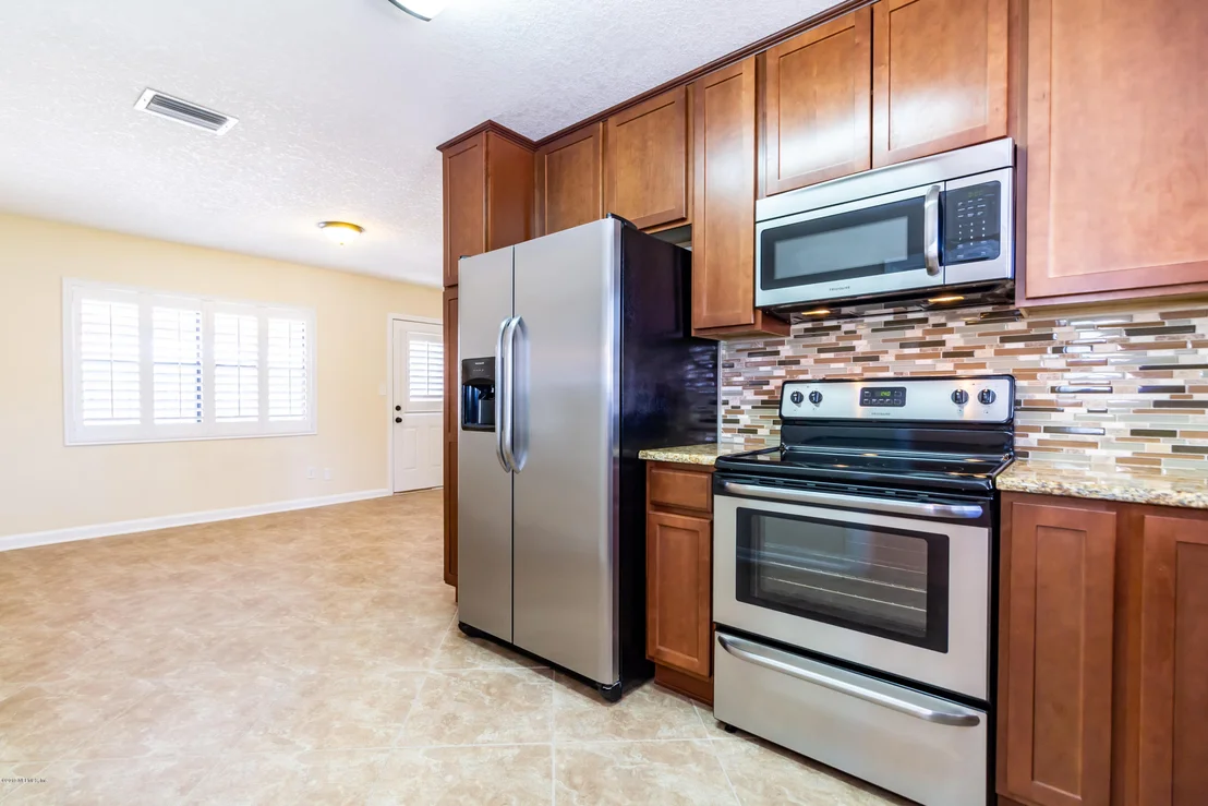 Photo of 705 PALM TREE Road