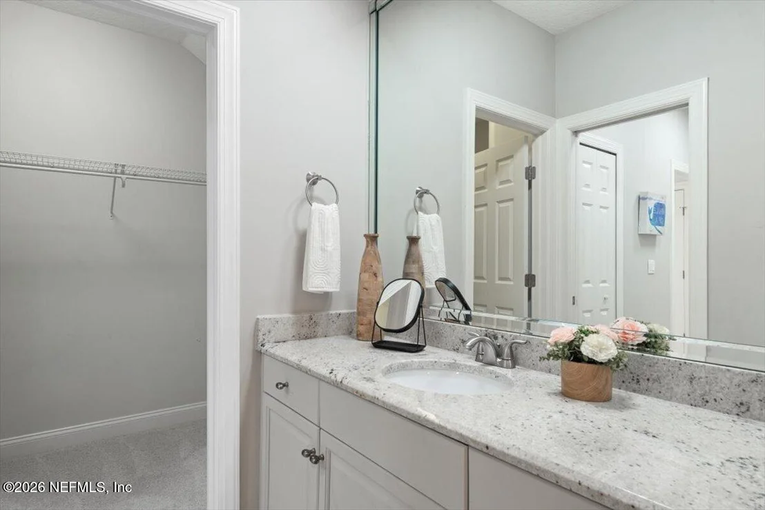 Photo of 240 ST JOHNS FOREST Boulevard