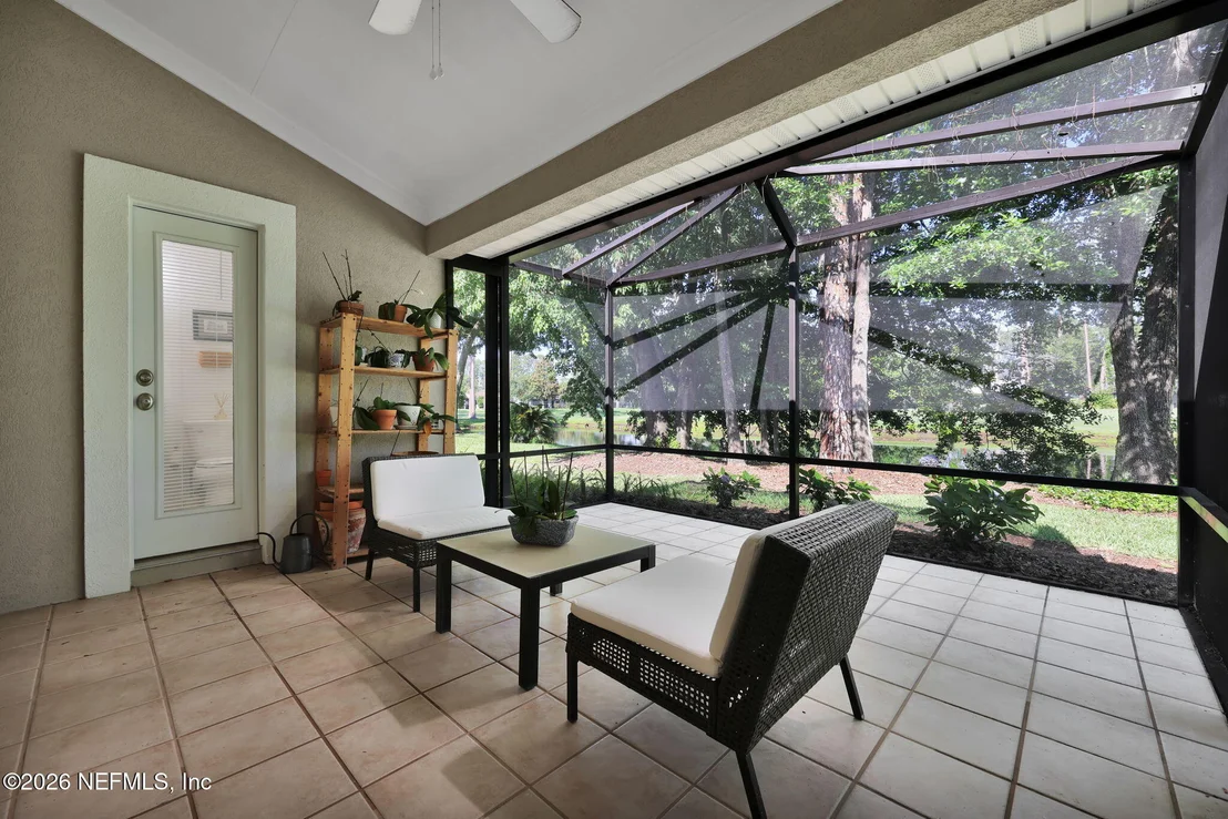 Photo of 2290 EAGLE HARBOR Parkway