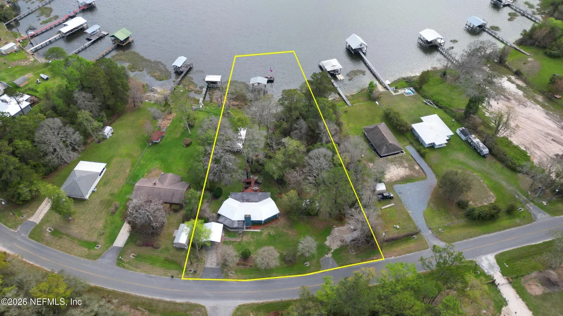 Photo of 176 LAKE Drive