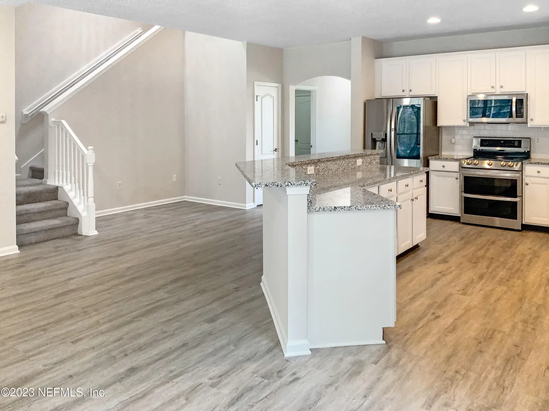 Photo of 894 MISTY OAK Drive