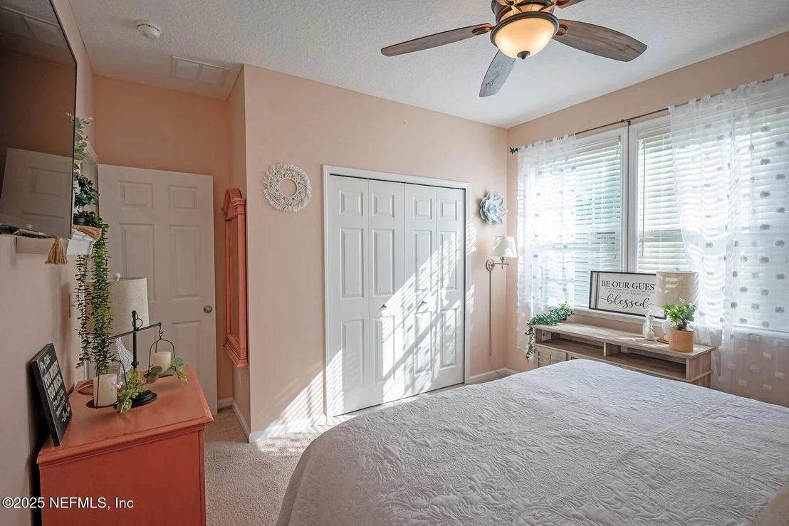 Photo of 112 PLAZA DEL RIO Drive