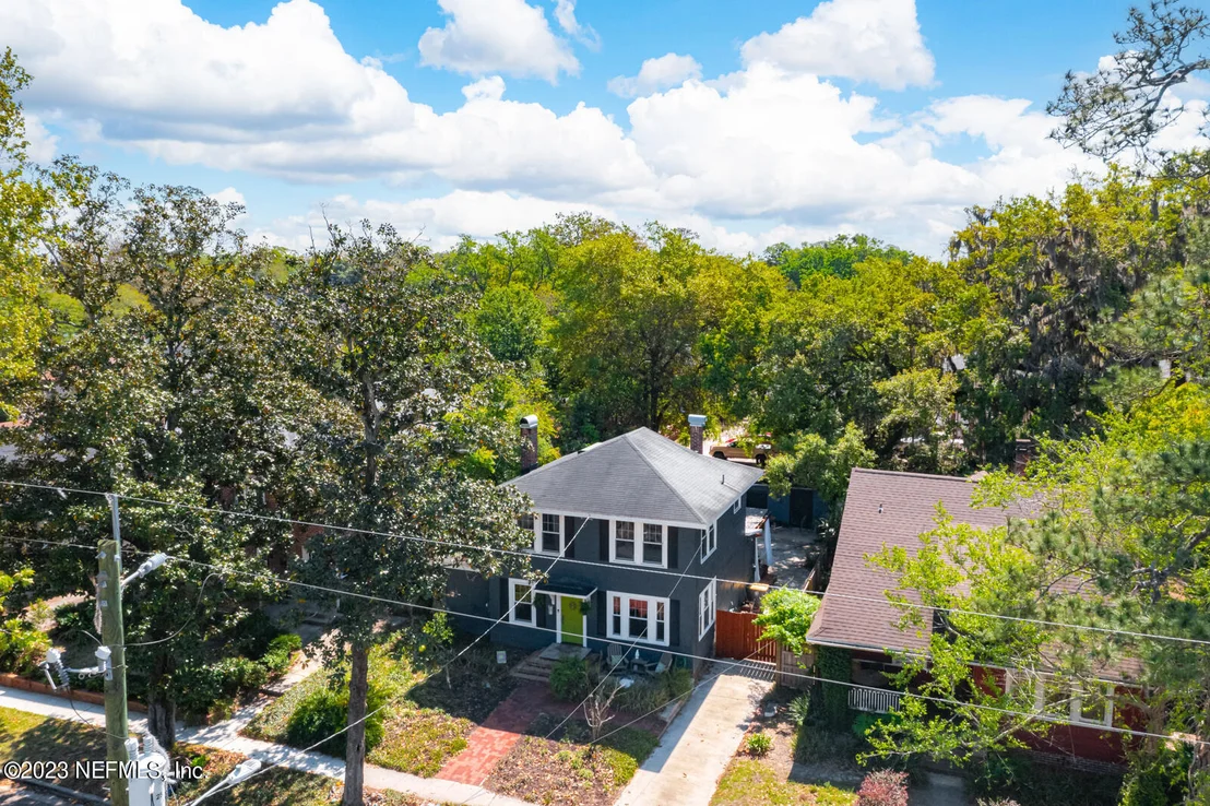Photo of 3668 RIVERSIDE Avenue