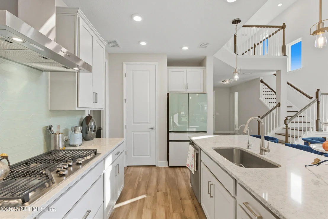Photo of 43 PATHWAY Court
