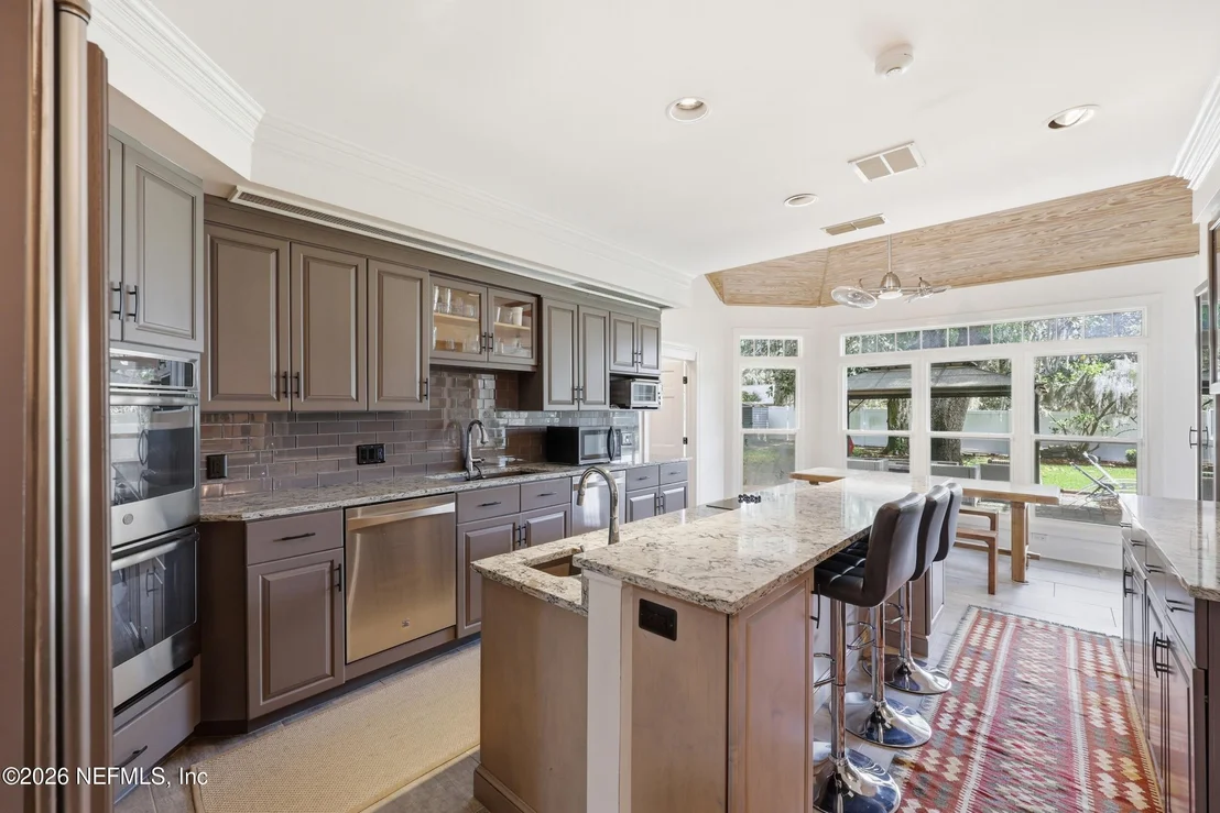 Photo of 2656 BEAUCLERC Road