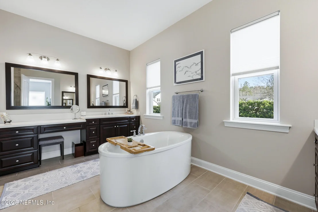 Photo of 463 FRESHWATER Drive