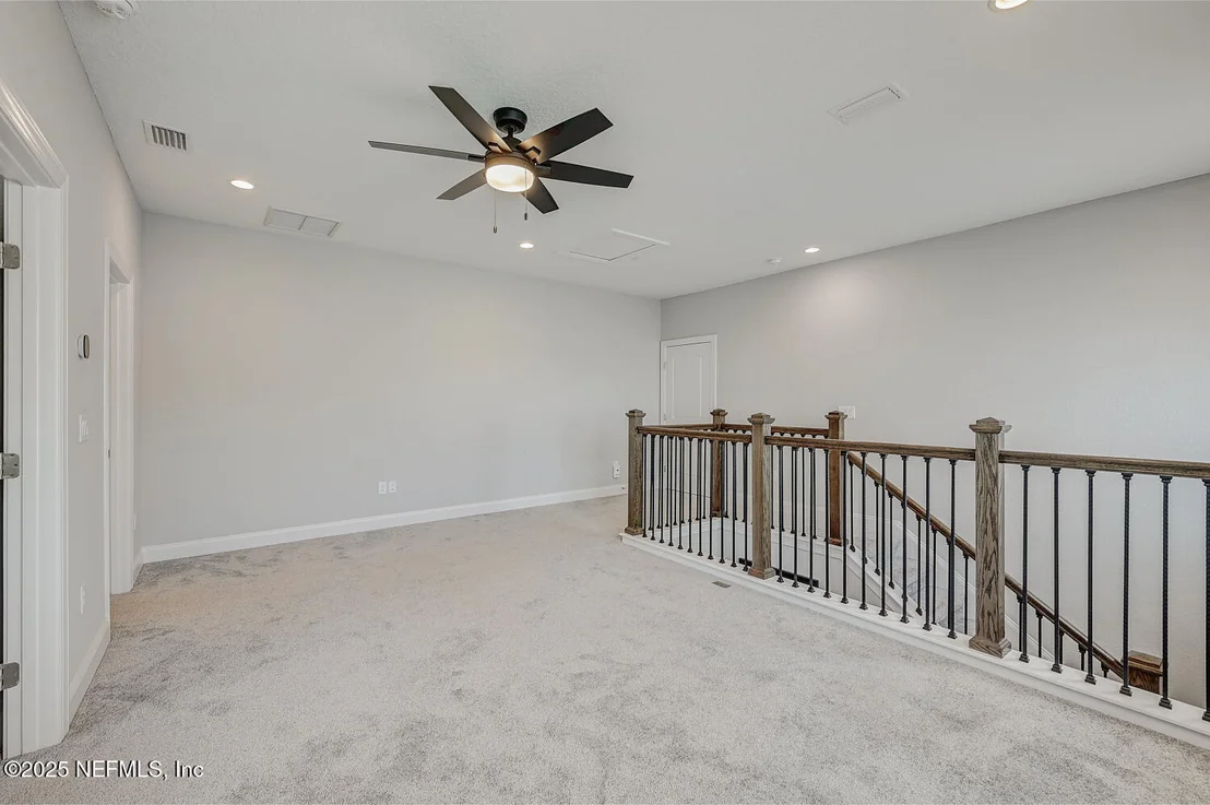 Photo of 264 VALLEY FALLS Way