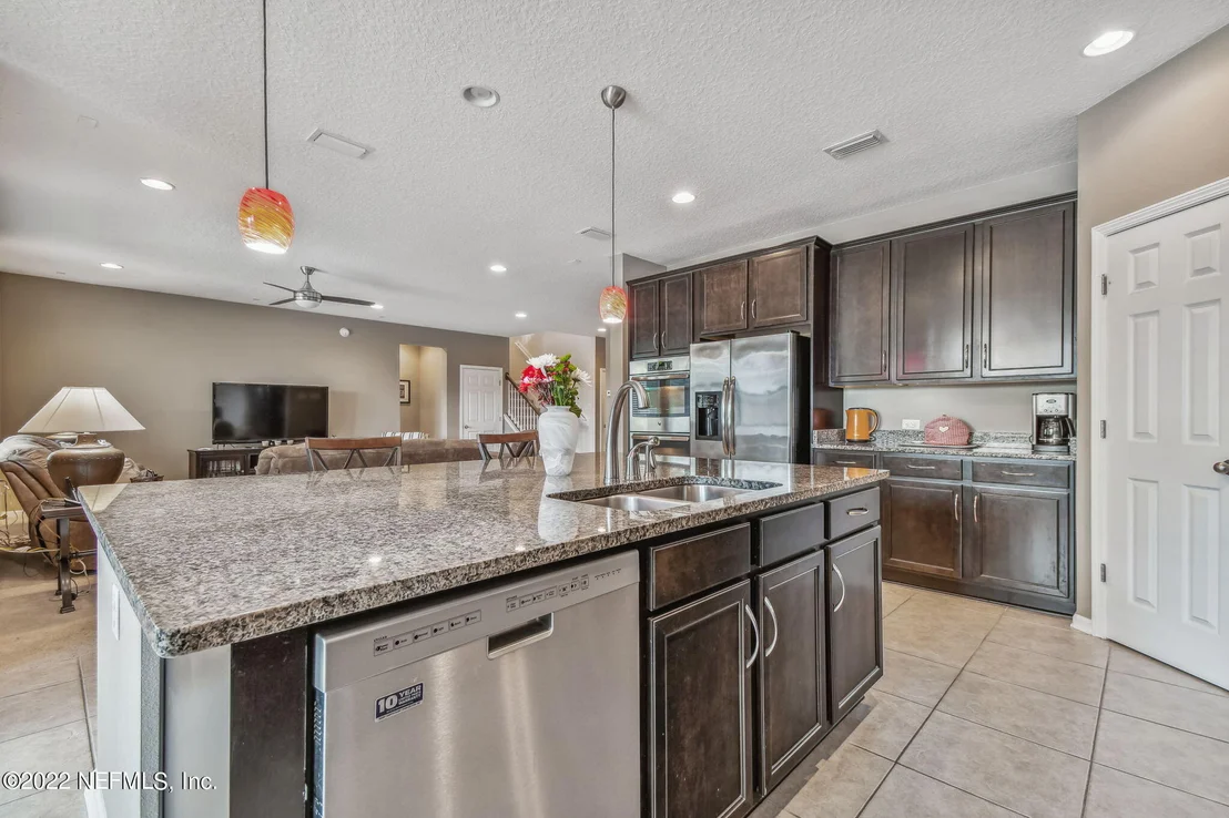 Photo of 107 DEERFIELD GROVE Way