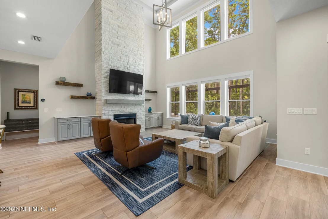 Photo of 203 OLD BLUFF Drive